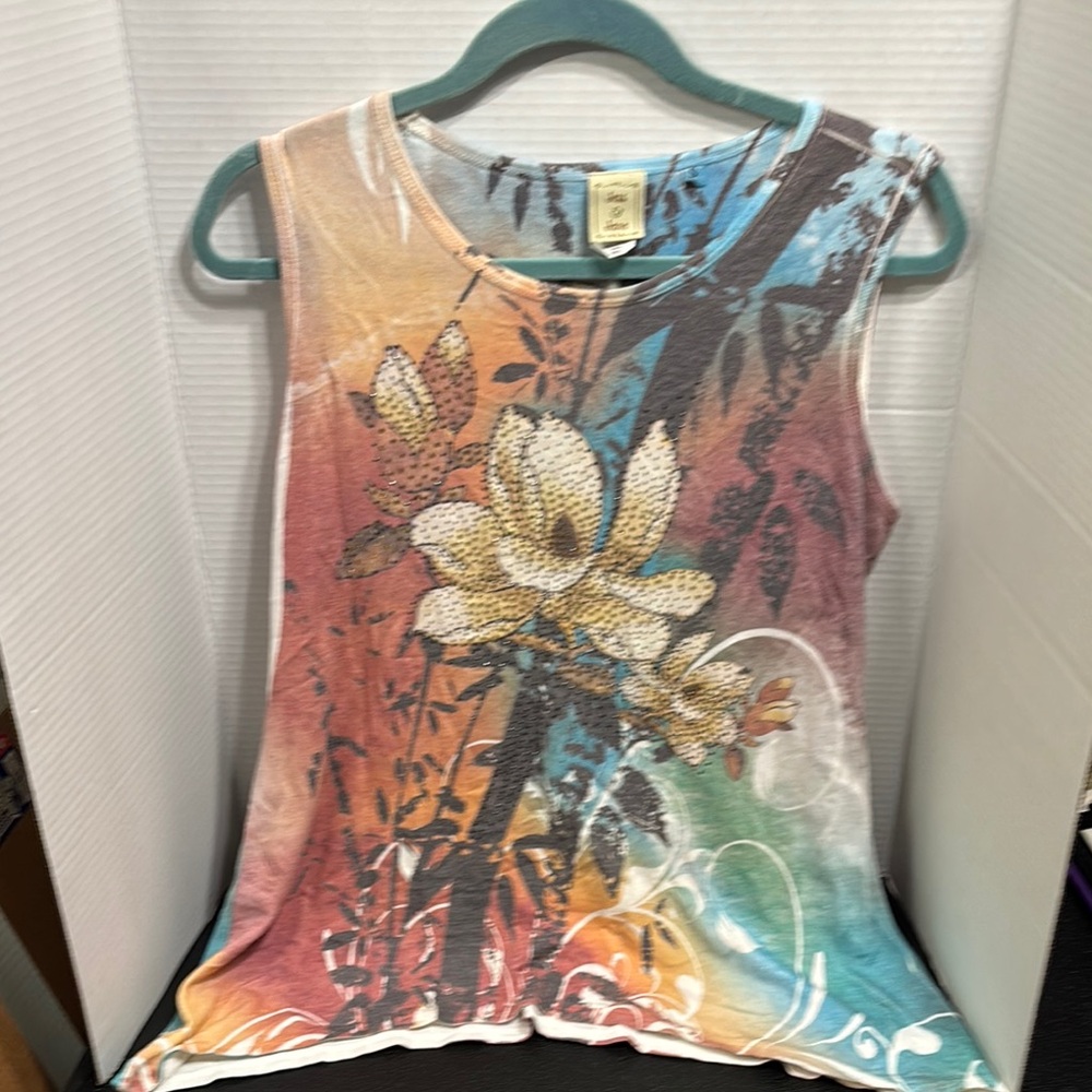 Jess and Jane Women's Multicolor Floral Sleeveless Top size Small